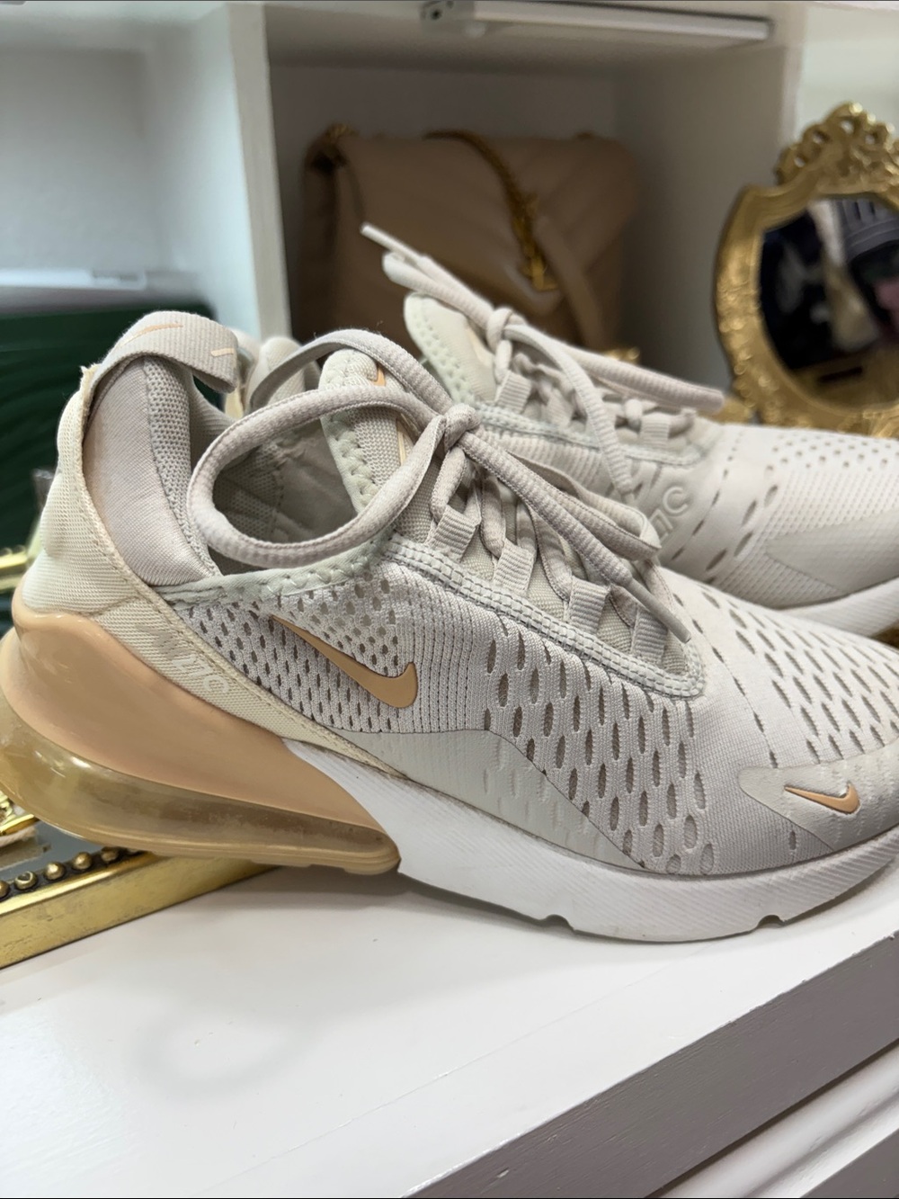 Nike shoes 270 size 6